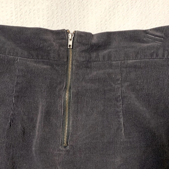 Black corduroy mini skirt - Picture 3 of 3